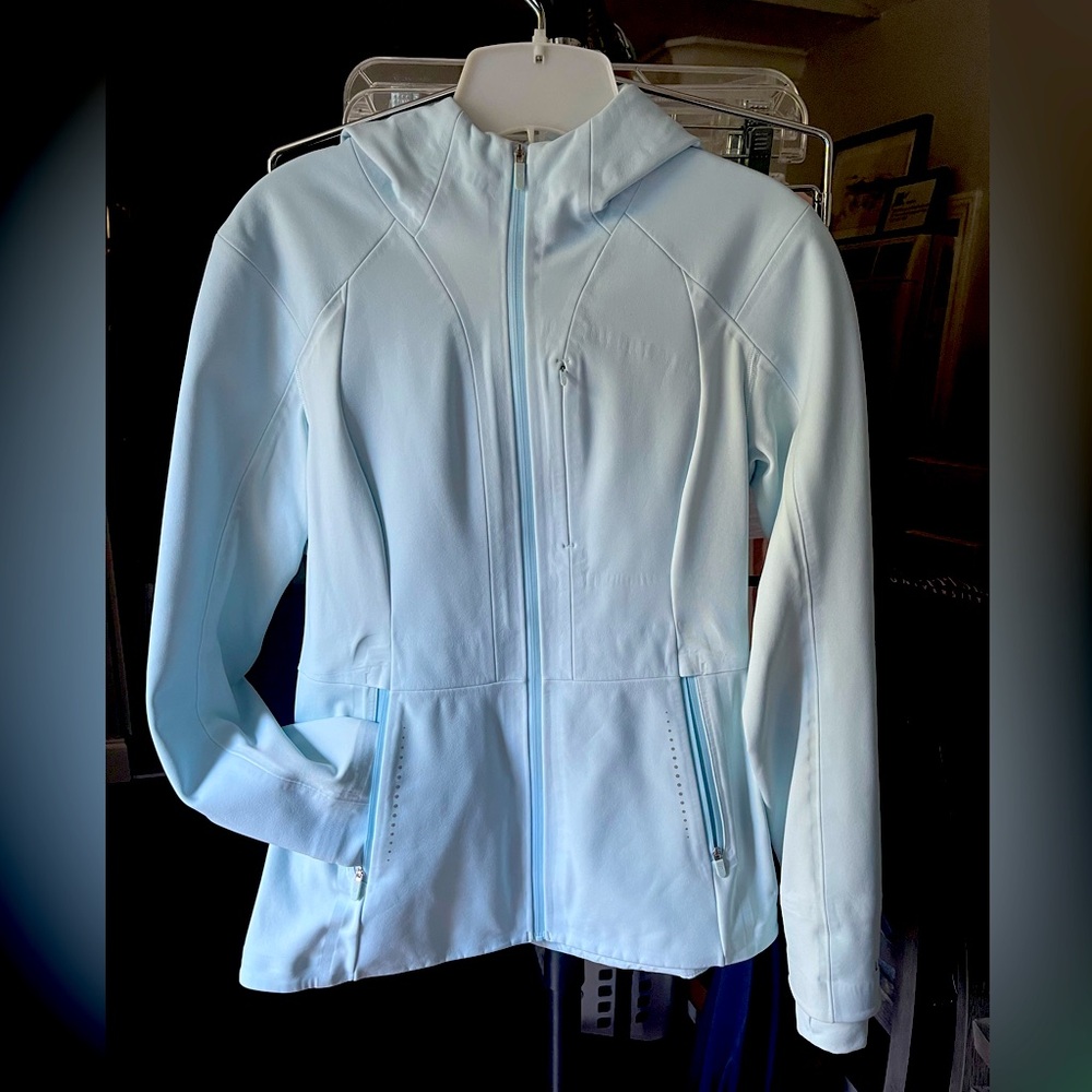 Lululemon Women’s Cross Chill Performance Jacket